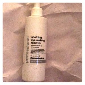 Professional soothing dermalogica make-up remover